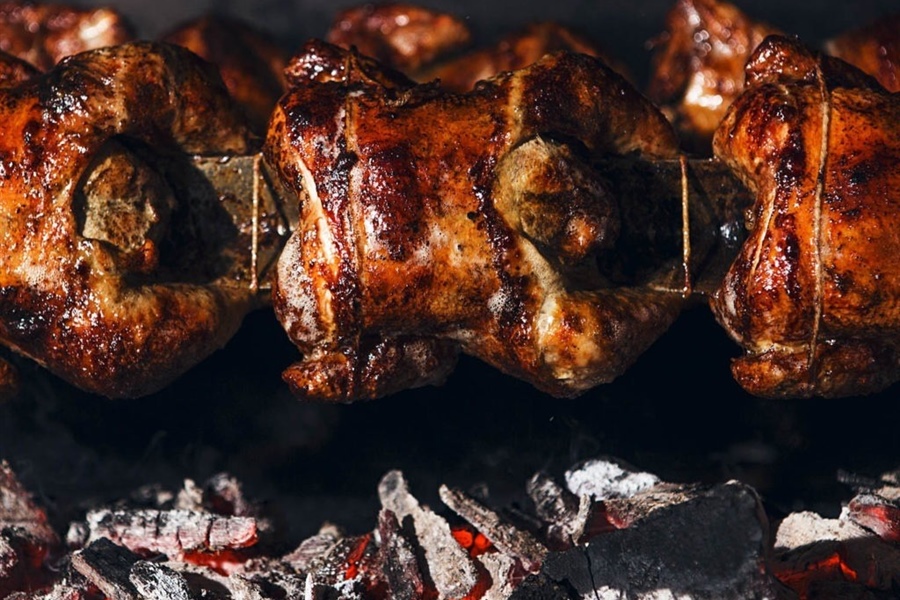 How to pick the best Spit Roast company for your corporate event