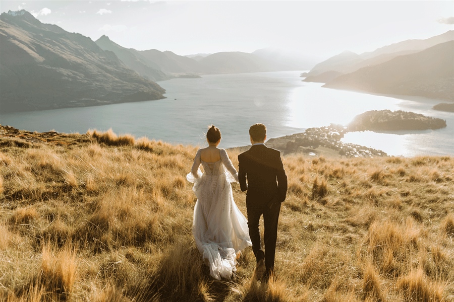 Elopement Weddings: The Ultimate Guide to a Romantic Escape from Tradition