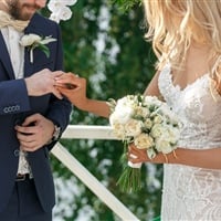 Choosing a Wedding Celebrant