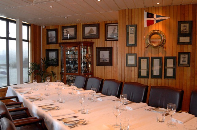 royal port nicholson yacht club restaurant