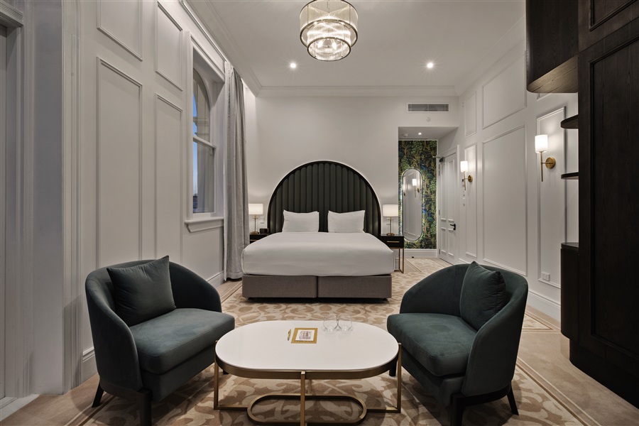 The Clements Hotel