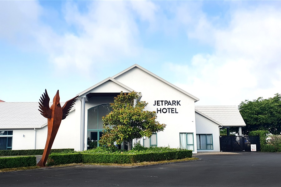 JetPark Hamilton Airport Hotel