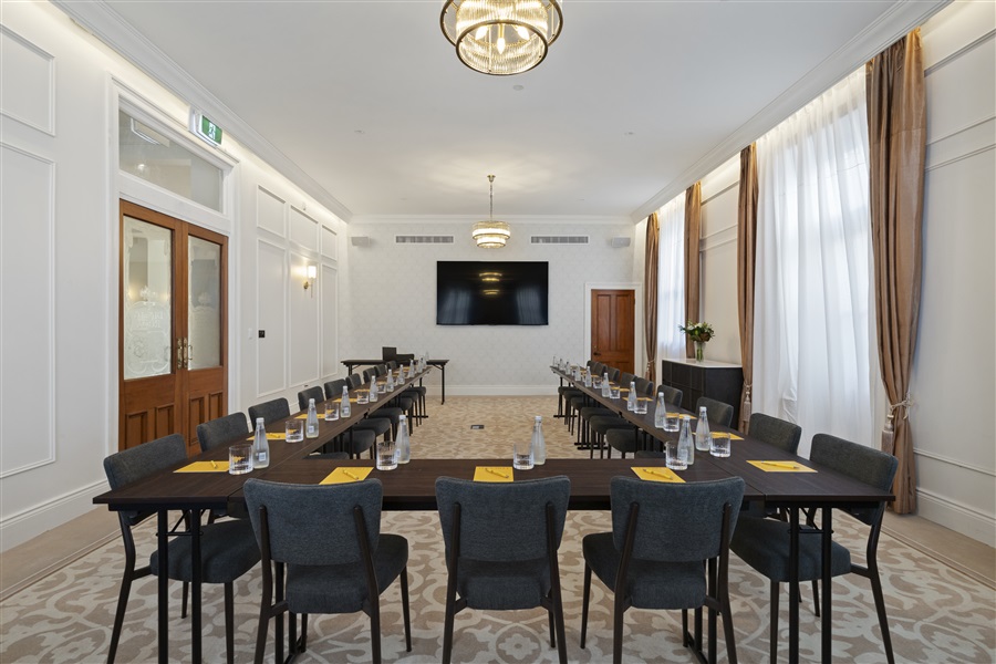 The Clements Hotel
